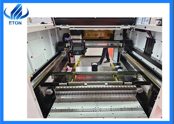 220AC 50Hz 1.5w Power LED Electrical Board Pick and Place Machine với 52 trạm cấp thức ăn