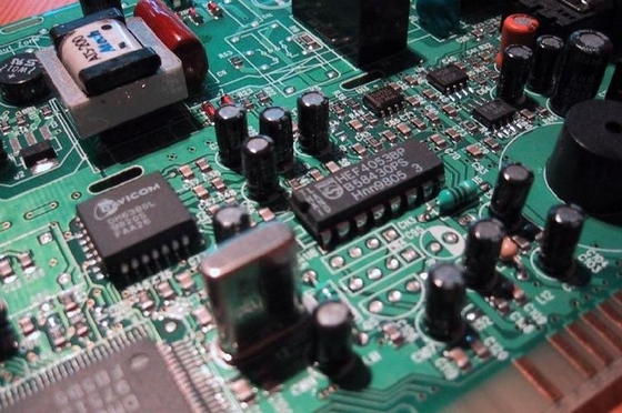 Máy SMT tầm nhìn tốc độ cao để đặt vi mạch và IC trên bảng mạch